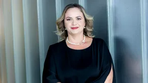 Cum pot companiile să transforme provocările transparenței salariale în avantaje competitive