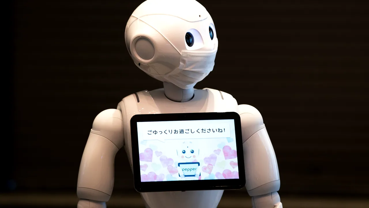 Un fast-food japonez are primul angajat robot. OriHime ajută angajaţii care au ales să rămână acasă 