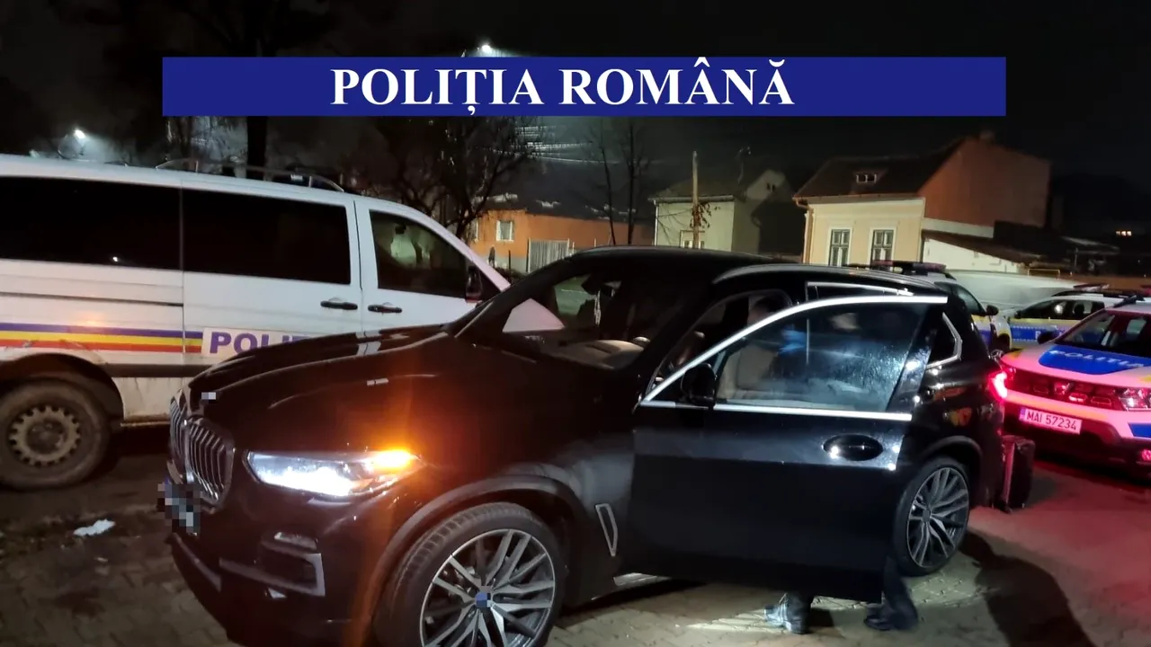 Bolid de lux, furat din SUA, găsit în trafic pe o stradă din Huedin, judeţul Cluj