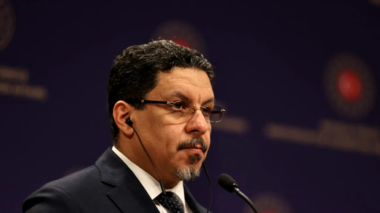 Yemen numește un nou prim-ministru după ce Mubarak a demisionat