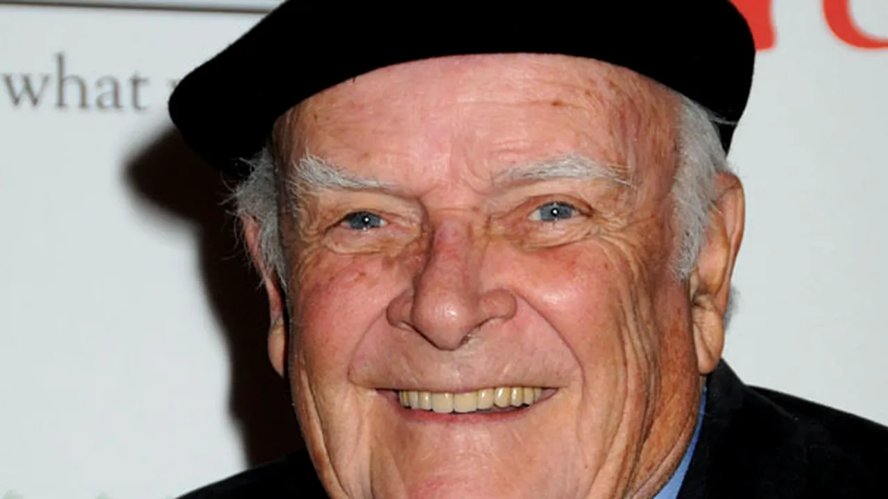 Actorul John Ingle, un star al serialului 