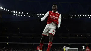 Arsenal, victorie dramatică în faţa „diavolilor roşii”, cu un gol marcat în minutul 90
