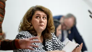 Daniela Pescaru a demisionat din funcţia de secretar de stat la Ministerul de Finanţe. Decizia semnată de Viorica Dăncilă