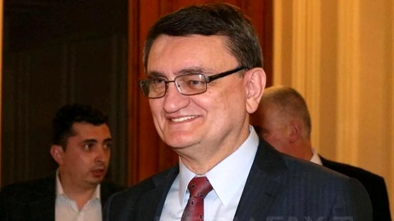 Victor Ciorbea a depus jurământul ca Avocat al Poporului