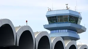 Traficul pe aeroporturile Capitalei a crescut cu 8,8%, la nivelul record de 8,32 milioane pasageri