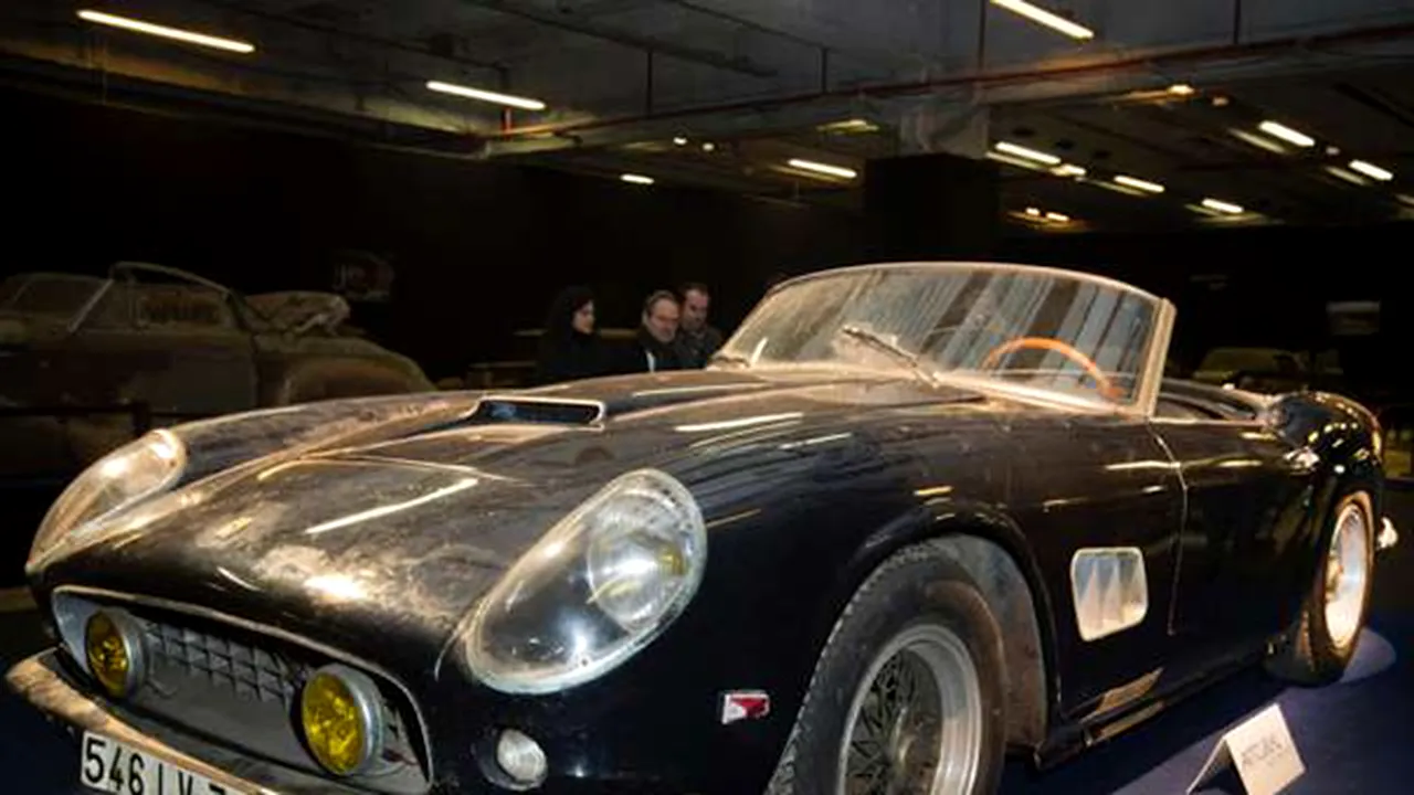 O maşină Ferrari care i-a aparţinut lui Alain Delon a fost vândută pentru 14,2 milioane de euro