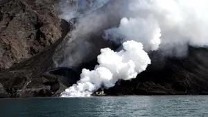 VIDEO Nouă erupţie a Vulcanului Stromboli, în sudul Italiei
