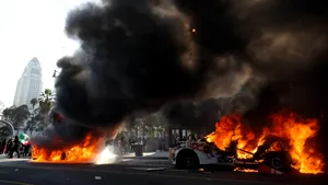Trump spune că l-ar aresta pe guvernatorul Californiei, pe fondul protestelor din Los Angeles
