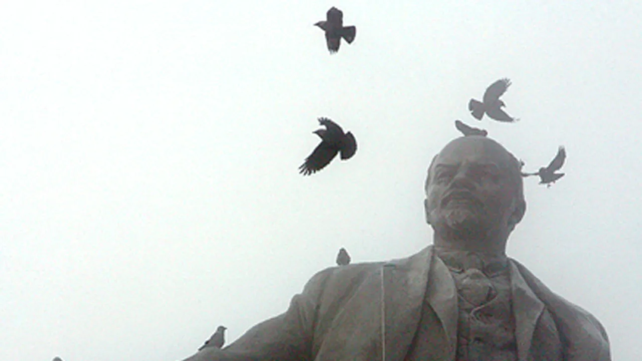Lenin a murit de sifilis, nu de atac de cord