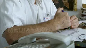 Medici de familie spun că modificările propuse pentru înscrierea în noul an şcolar nu sunt fezabile