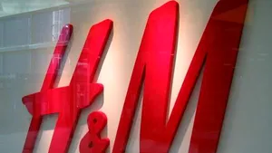 Vânzările H&M în România s-au dublat în anul fiscal 2012, la 74 milioane euro