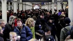 Traficul prin tunelul Canalului Mânecii a fost reluat, cu excepţia trenurilor Eurostar - VIDEO