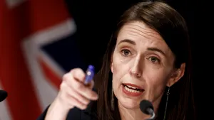 Noua Zeelandă va oferi Ucrainei asistenţă militară neletală