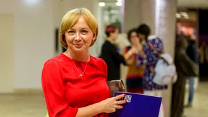 Ofiţerul care i-a trimis jurnalistei Emilia Şercan mesaje de ameninţare, condamnat la închisoare cu amânarea executării. Decizia Tribunalului Bucureşti