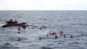 Opt migranţi au murit în Canalul Mânecii, în timp ce tragediile în zonă se înmulţesc