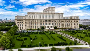 Copiii, invitați duminică, de Ziua lor, în Parlamentul României
