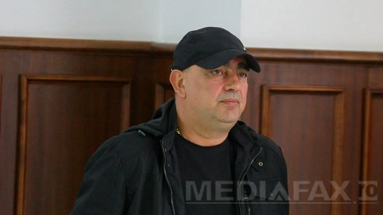Bătaie cu topoare pe pământul lui Gigi Neţoiu de la Cetate. Ciobanii i-au atacat pe paznicii domeniului