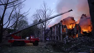 Războiul din Ucraina, ziua 512. Armata rusă a bombardat mai multe oraşe / Moscova şantajează lumea cu Acordul pentru cereale / Care sunt cerinţele lui Putin, ca să nu se producă o criză alimentară 
