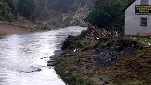 Trei dispăruţi şi 200 de persoane evacuate în urma inundaţiilor din Cehia