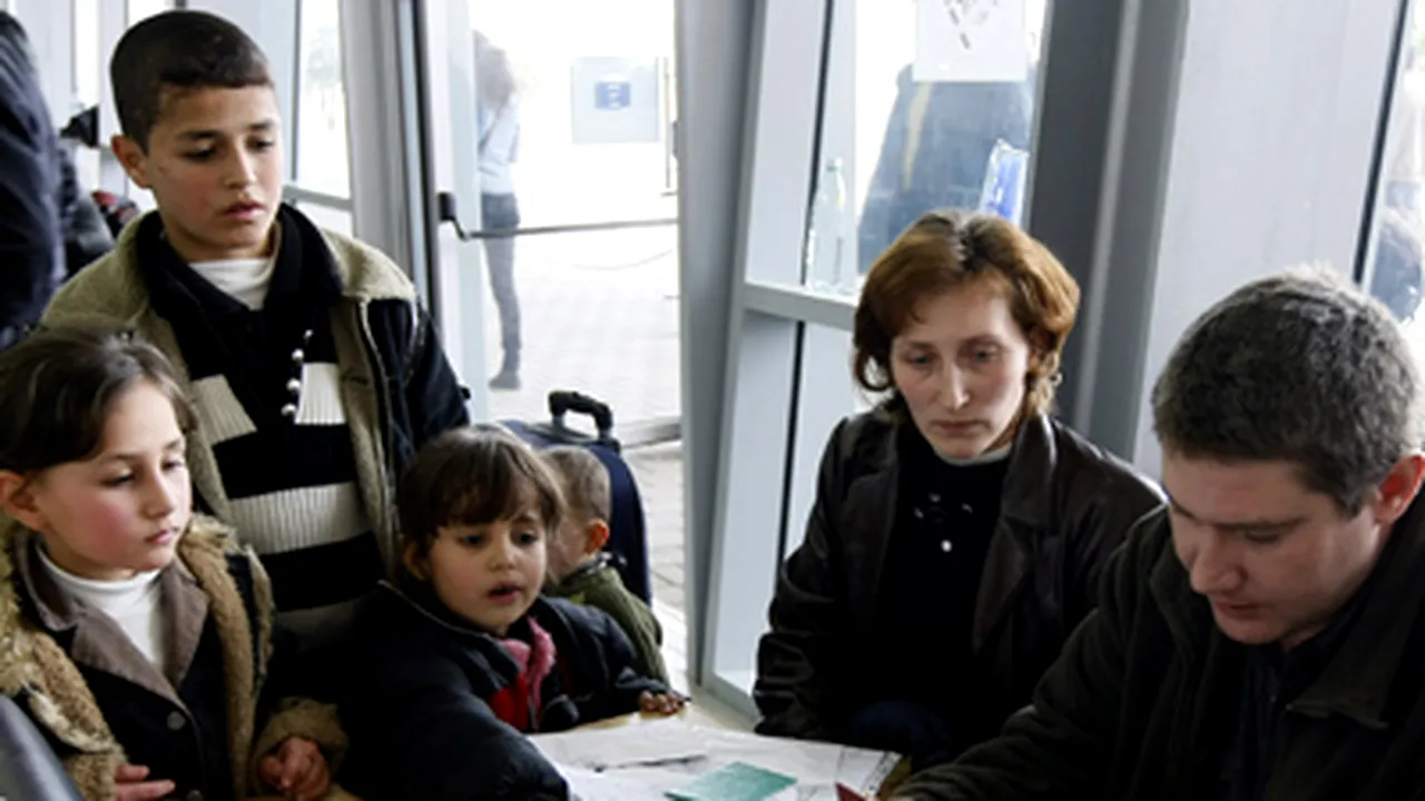 Cele patru familii de români au trecut graniţa între Fâşia Gaza şi Israel