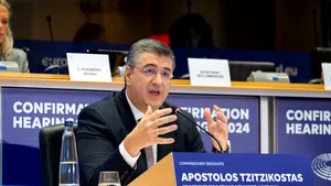 Comisia Europeană pregătește un plan de extindere a rețelei feroviare de mare viteză