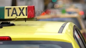 Guvernul modifică legea taximetriei pentru a debloca situaţia de la Aeroportul Otopeni