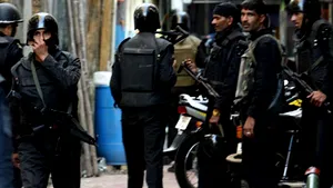Un pakistanez şi alţi doi islamişti, arestaţi într-unul din hotelurile din Bombay