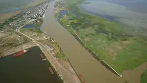 Efectele atacurilor ruseşti. Autorităţile din Tulcea caută o locaţie pentru o eventuală relocare a locuitorilor de la graniţă
