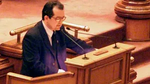 Şedinţa Parlamentului pentru votul de investitură a Guvernului Emil Boc a început