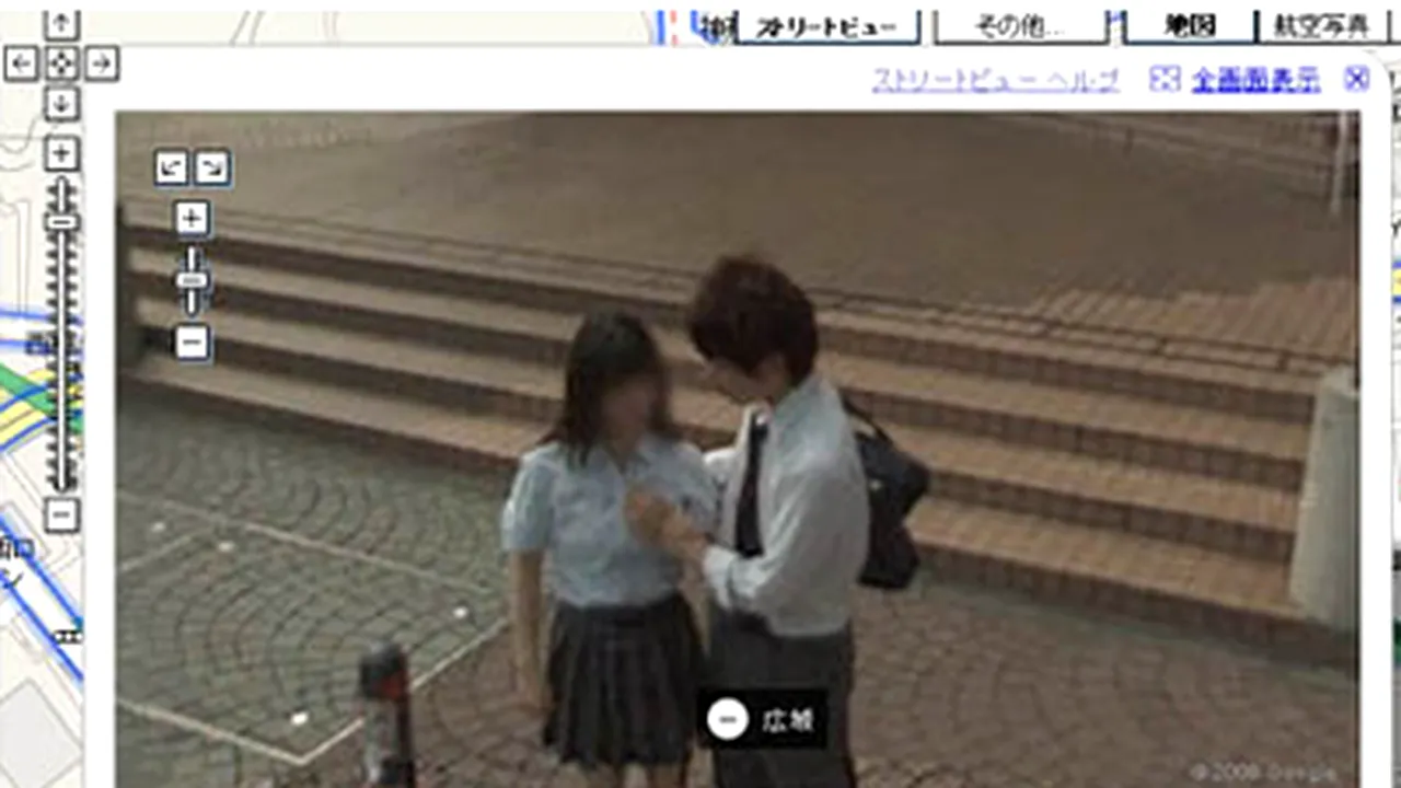 Un grup de avocaţi şi profesori japonezi a cerut Google închiderea serviciului Street View