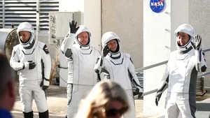 Misiune scurtată: Patru astronauți NASA pleacă astăzi de pe Stația Spațială Internațională, din cauza unei probleme medicale