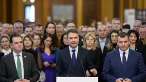 USR, PMP şi Forţa Dreptei au depus la Biroul Electoral Central protocolul Alianţei „Dreapta Unită”. Slogan: Nu îi lăsa să-ţi fure viitorul. Alege România modernă!
