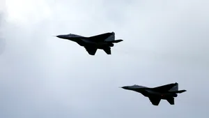 Acord important în cadrul NATO. Polonia şi Cehia vor supraveghea cerul Slovaciei pentru ca Bratislava să trimită avioane MiG-29 Ucrainei