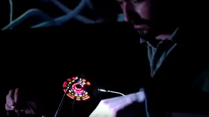 Muzicianul român Sillyconductor prezintă 