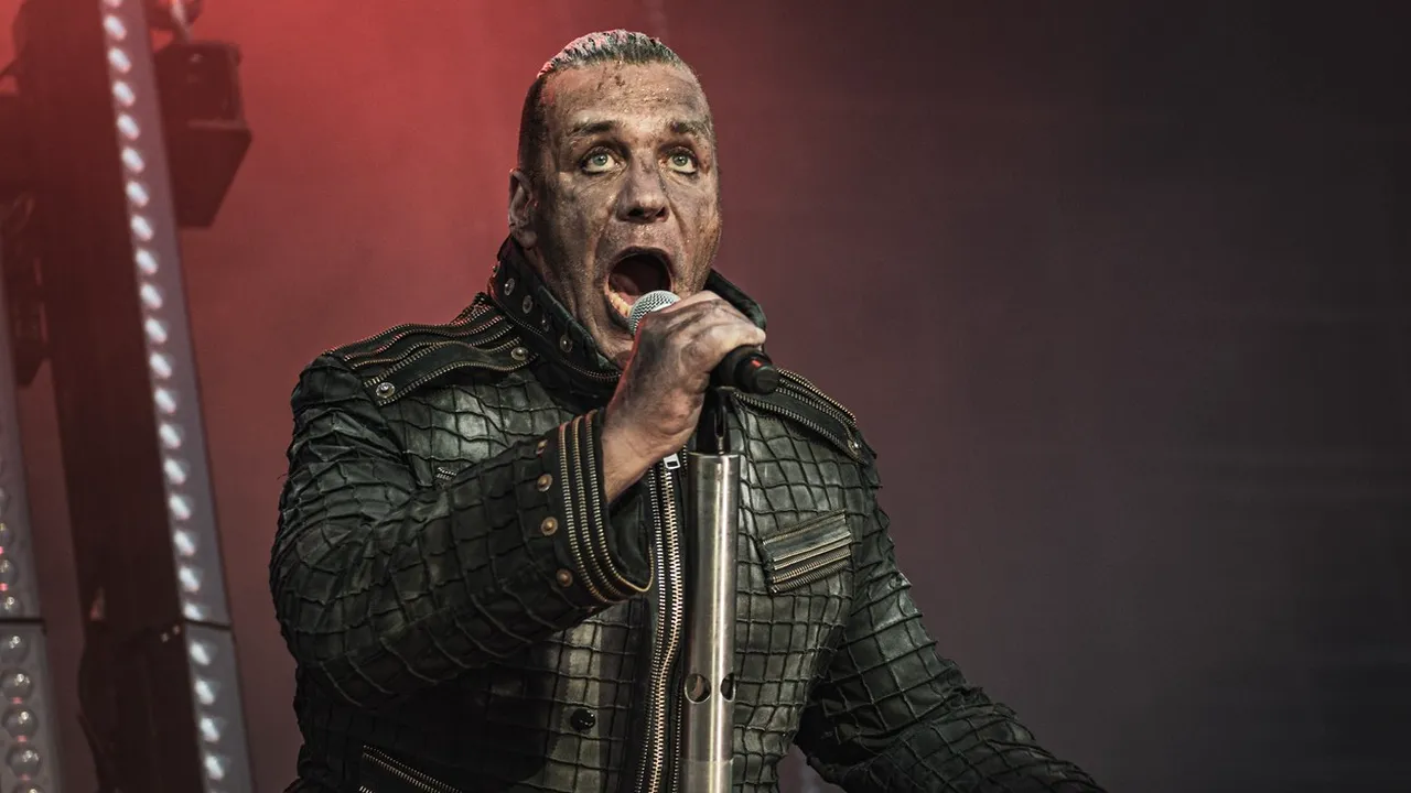 Solistul trupei Rammstein, Till Lindemann, va susţine un concert în România