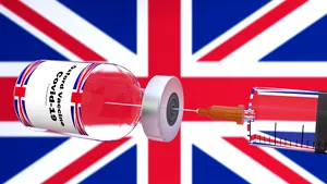 Marea Britanie va permite combinarea vaccinurilor COVID-19 în cazuri excepţionale