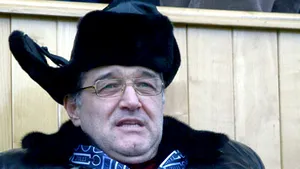 Becali şi-ar dori ca Lăcătuş să apeleze la jucătorii de la echipa a doua