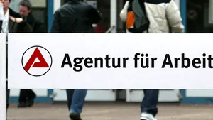 Numărul total al angajaţilor din UE a scăzut cu peste un milion în trimestrul al treilea