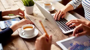 Ofertă atractivă sau o capcană inteligentă? WeTransfer, serviciul de transfer de fişiere, oferă un bonus de 10.000 de dolari la angajare