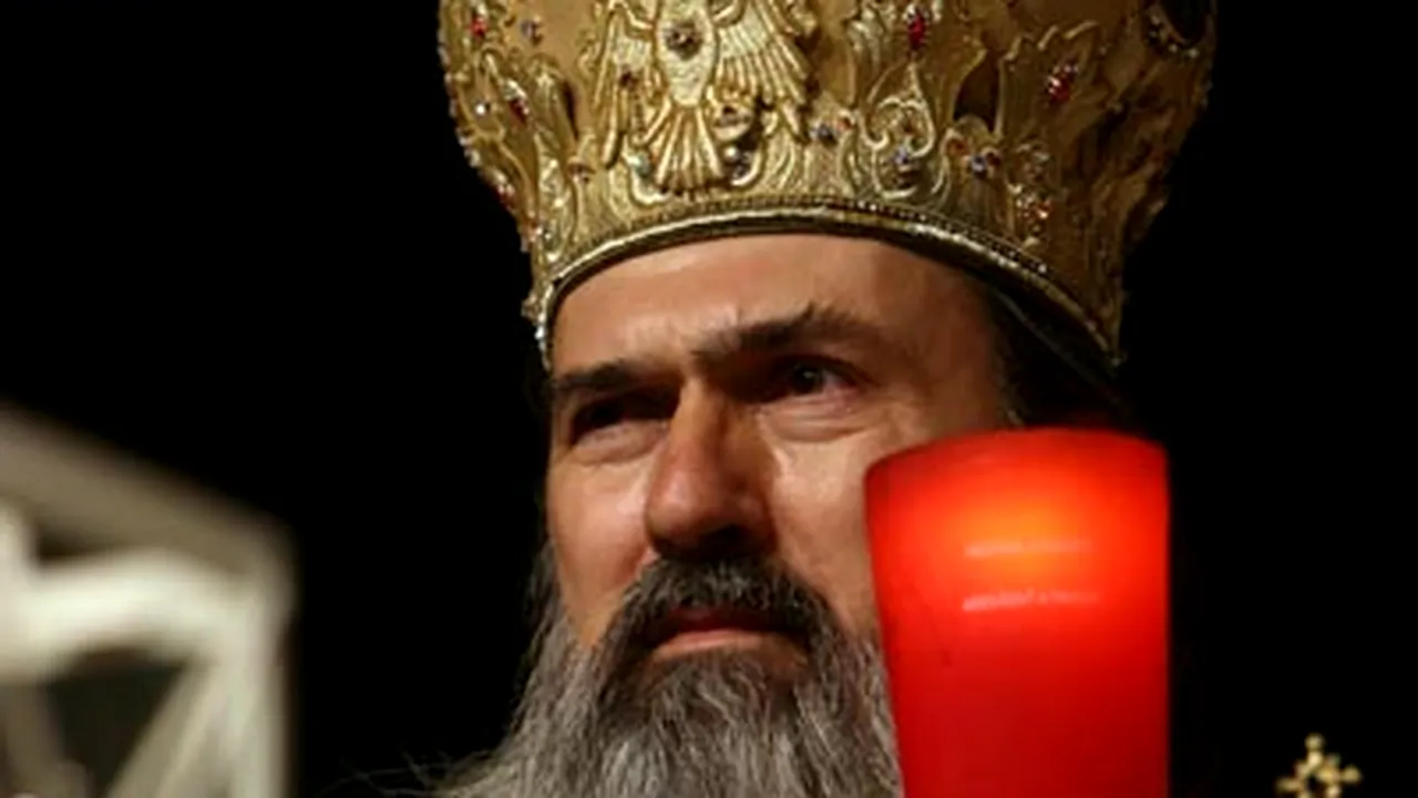 Răspunsul lui Tătaru după ce IPS Teodosie a cerut „înţelegere” pentru deschiderea bisericilor de Paşte