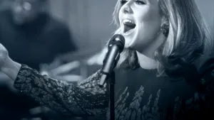 Adele a dezvăluit că i-a crescut barbă în timpul sarcinii: 