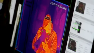 Pandemia nu e nici pe departe aproape de final. Experţii avertizează că ne mai aşteaptă încă doi ani de suferinţă 