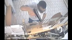 Recompensă de 1.200 de euro, dată de autorităţile ungare pentru detalii despre un suspect de tâlhărie - VIDEO