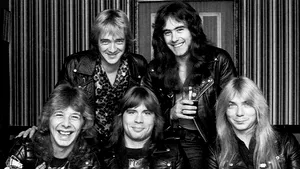 Clive Burr, fostul toboşar al trupei Iron Maiden, a murit