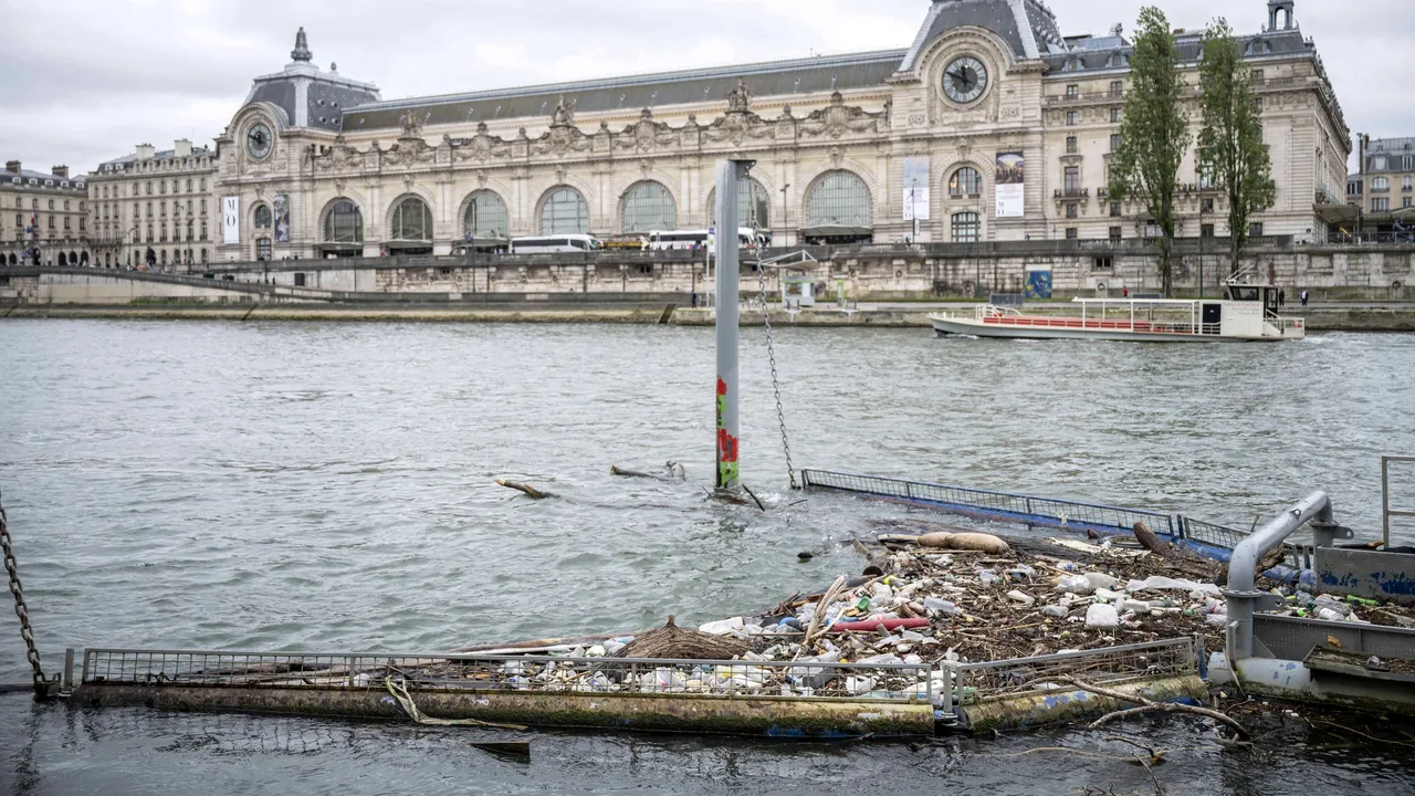 Paris 2024: A început greva gunoierilor, care s-ar putea întinde pe perioada Jocurilor Olimpice