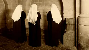 Surpriza de proporţii pe care au avut-o superiorii a două călugăriţe, misionare în Africa, după ce femeile s-au întos acasă. Biserica a deschis o anchetă