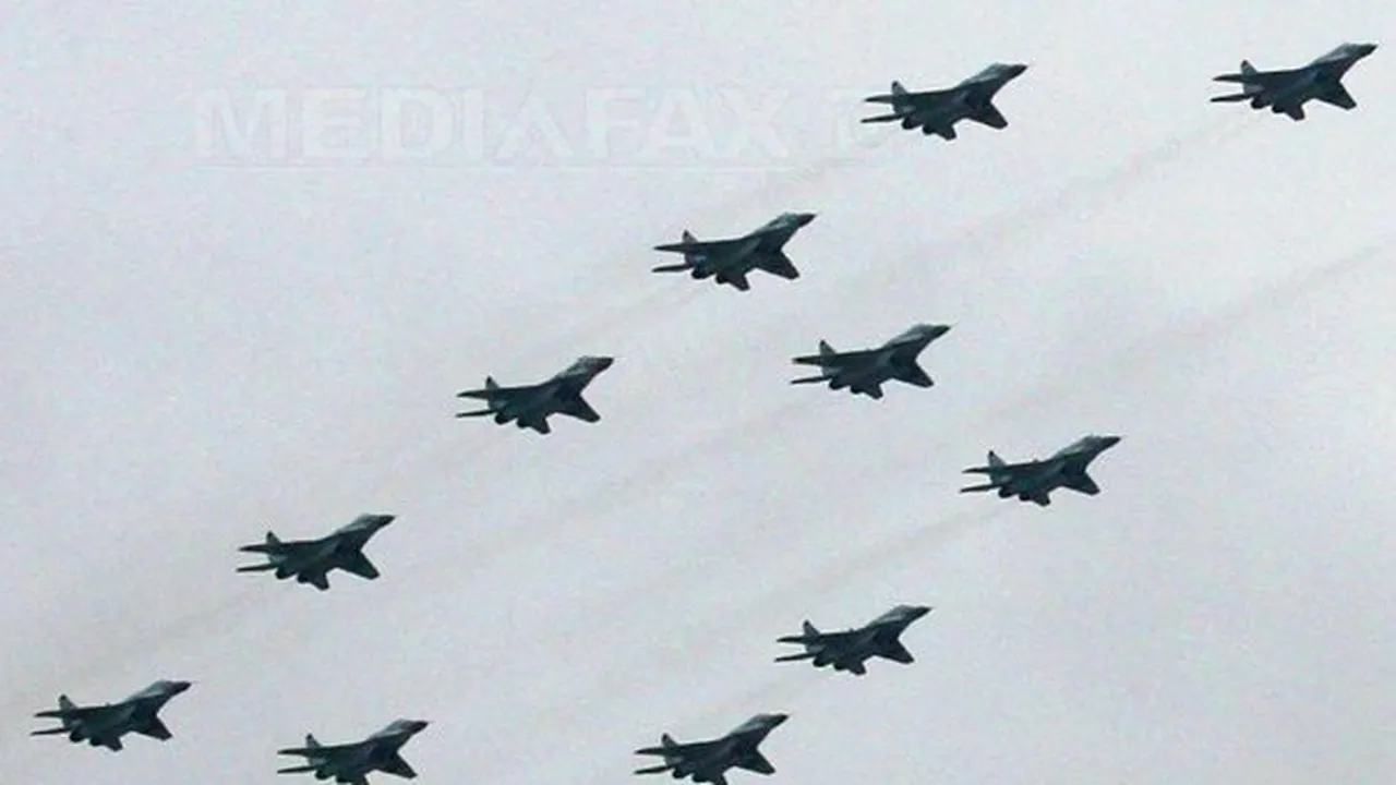 Rusia trimite avioane suplimentare la baza din Armenia