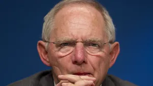 Wolfgang Schäuble avertizează că există în continuare riscuri asupra stabilităţii financiare a UE