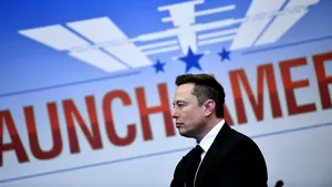 Rusia: Elon Musk foloseşte un pretext ca să transporte arme nucleare în spaţiu. Rogozin şi istoria afirmaţiilor controversate: a ameninţat România cu bombardierul