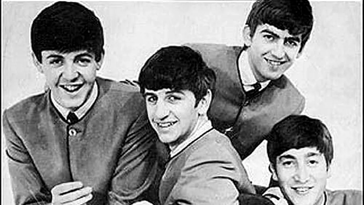 O chitară la care a cântat George Harrison, vândută la licitaţie cu 657.000 de dolari